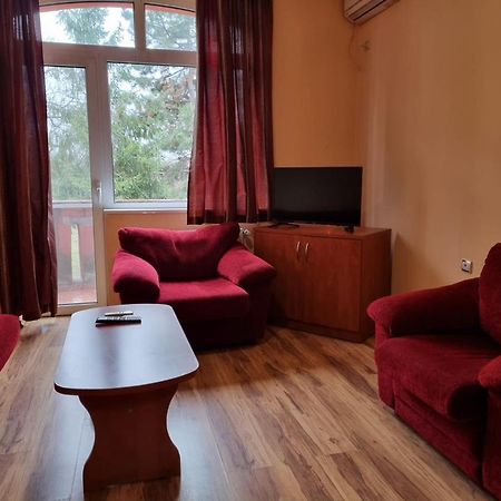 Family Hotel Rujeta Семеен Хотел Ружета - Идеален Център Pavlikeni Extérieur photo