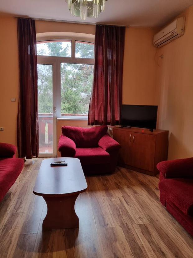Family Hotel Rujeta Семеен Хотел Ружета - Идеален Център Pavlikeni Extérieur photo